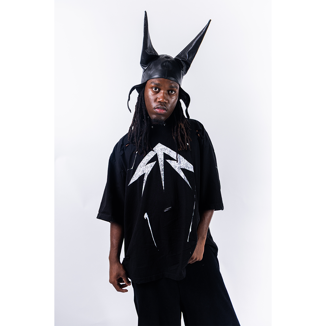 UNITY LOGO TEE IN BLACK